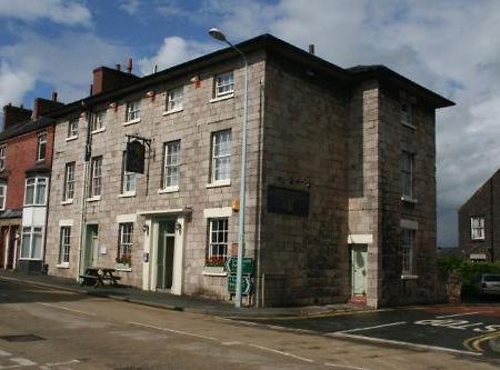 The Cross Keys Hotel Llanymynech Exterior photo