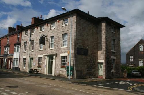 The Cross Keys Hotel Llanymynech Exterior photo
